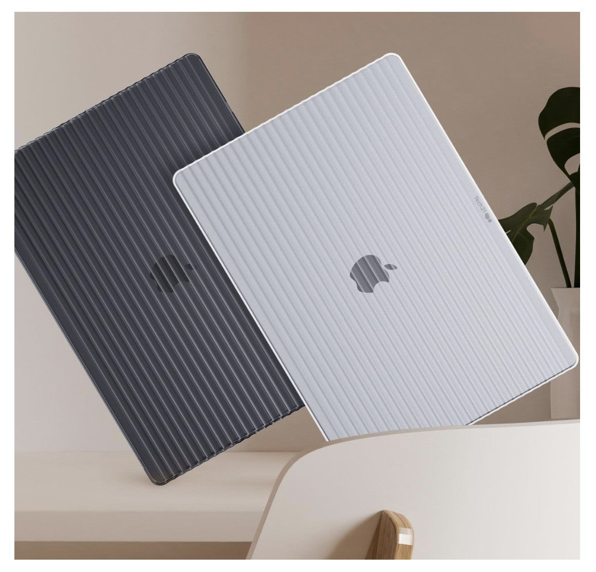 Tech21 Evo Wave Hülle für MacBook Pro 16 Zoll 2021/2023 – Hartschale Anthrazit