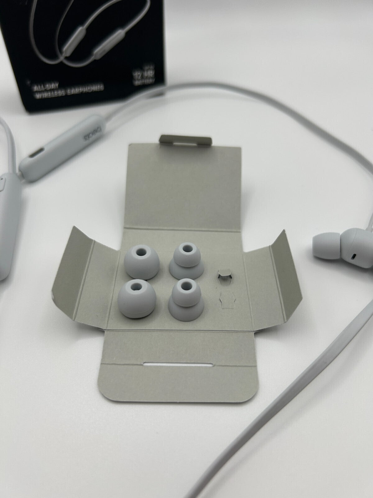 Beats – Flex In-Ear Kopfhörer Bluetooth, W1 Chip, 12h Akku, Magnetisch, Grau