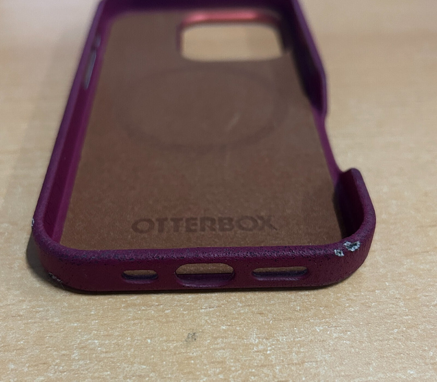 OtterBox – Symmetry iPhone 16 Pro Hülle, MagSafe, stoßfest, rot, Leder-Case