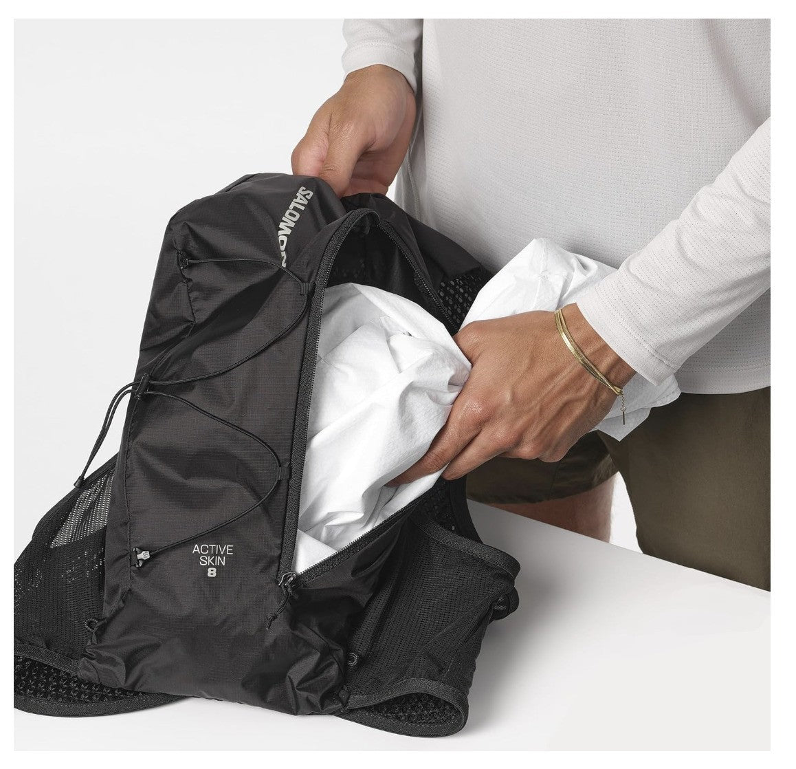 Salomon – Active Skin 8, Hydrationsweste Trailrunning Hiking MTB, XS, Schwarz